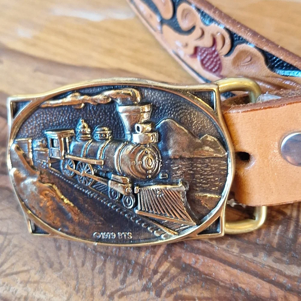 Vintage railroad brass buckle Looper leather tooled belt